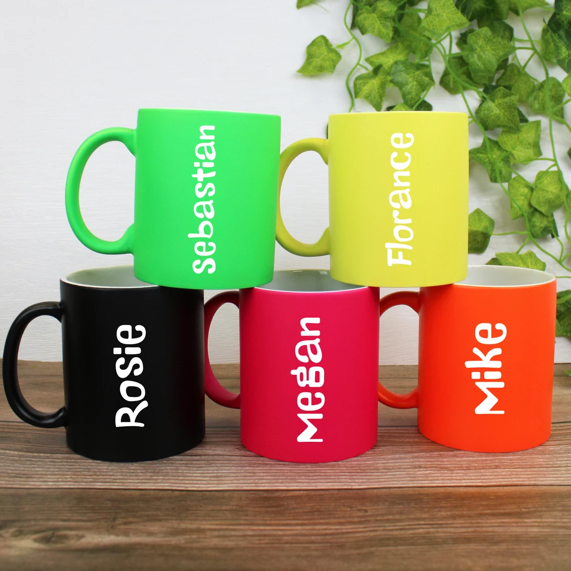 Taza fluorescente